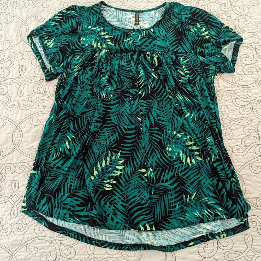 NWT Hotgift Tunic Top